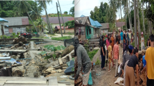 Picsart_25-04-15_19-12-32-971